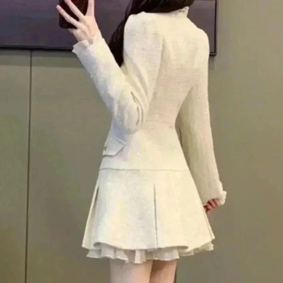 Apricot Elegant Women's Sequin Tweed Pleated Single Breasted Mini Dress - Picture 2 of 7